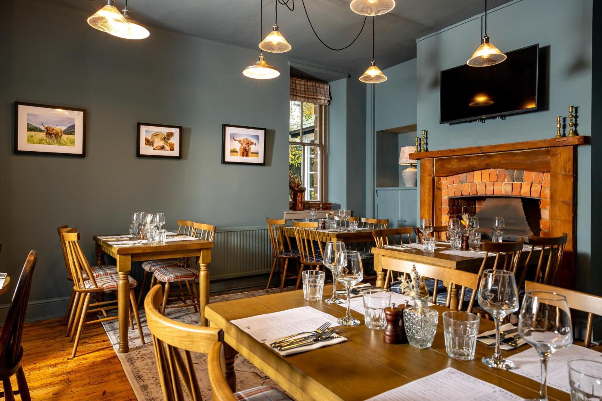 The Olde Coach House Inn Ashby Saint Ledgers Bagian luar foto