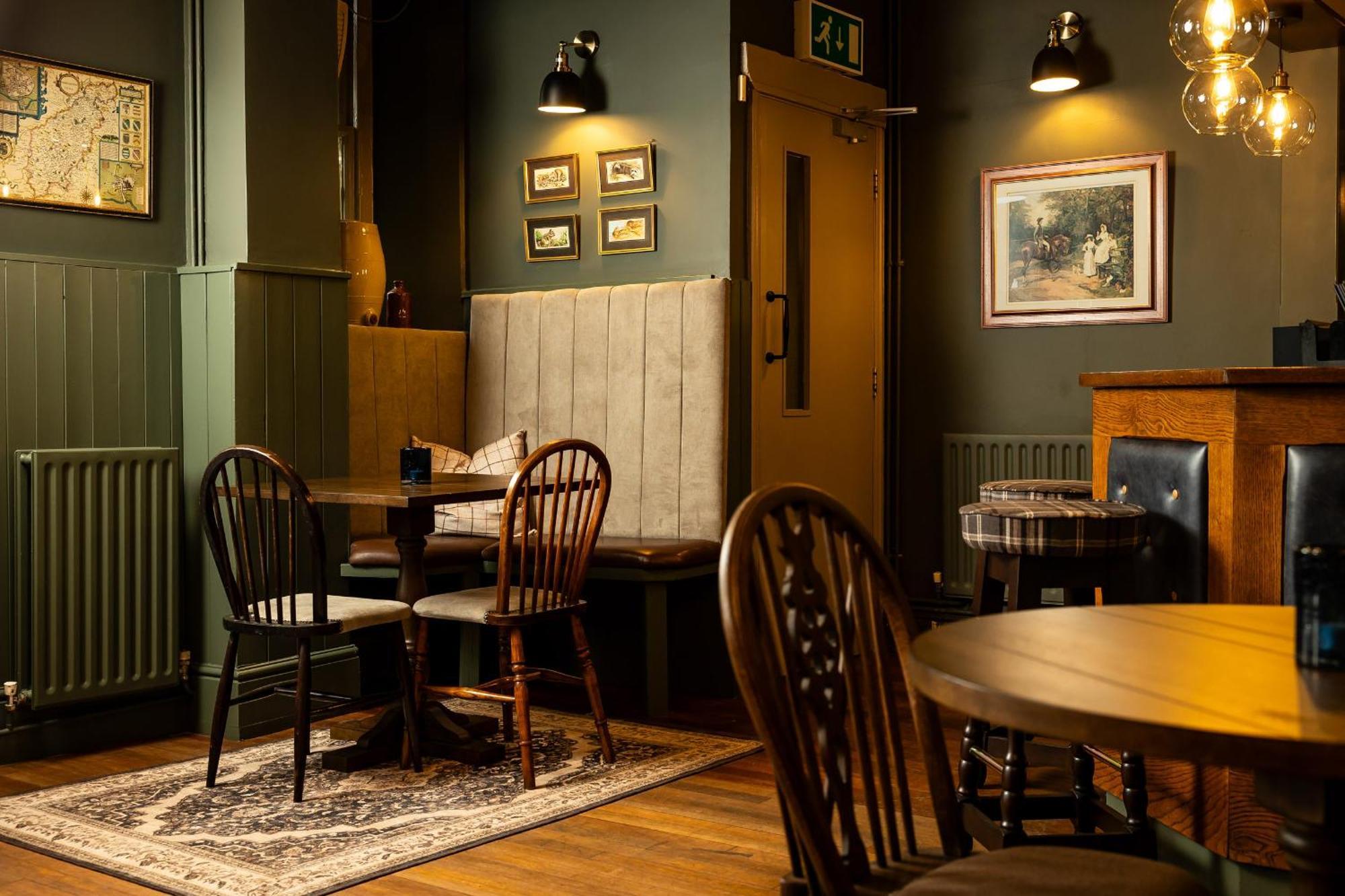The Olde Coach House Inn Ashby Saint Ledgers Bagian luar foto