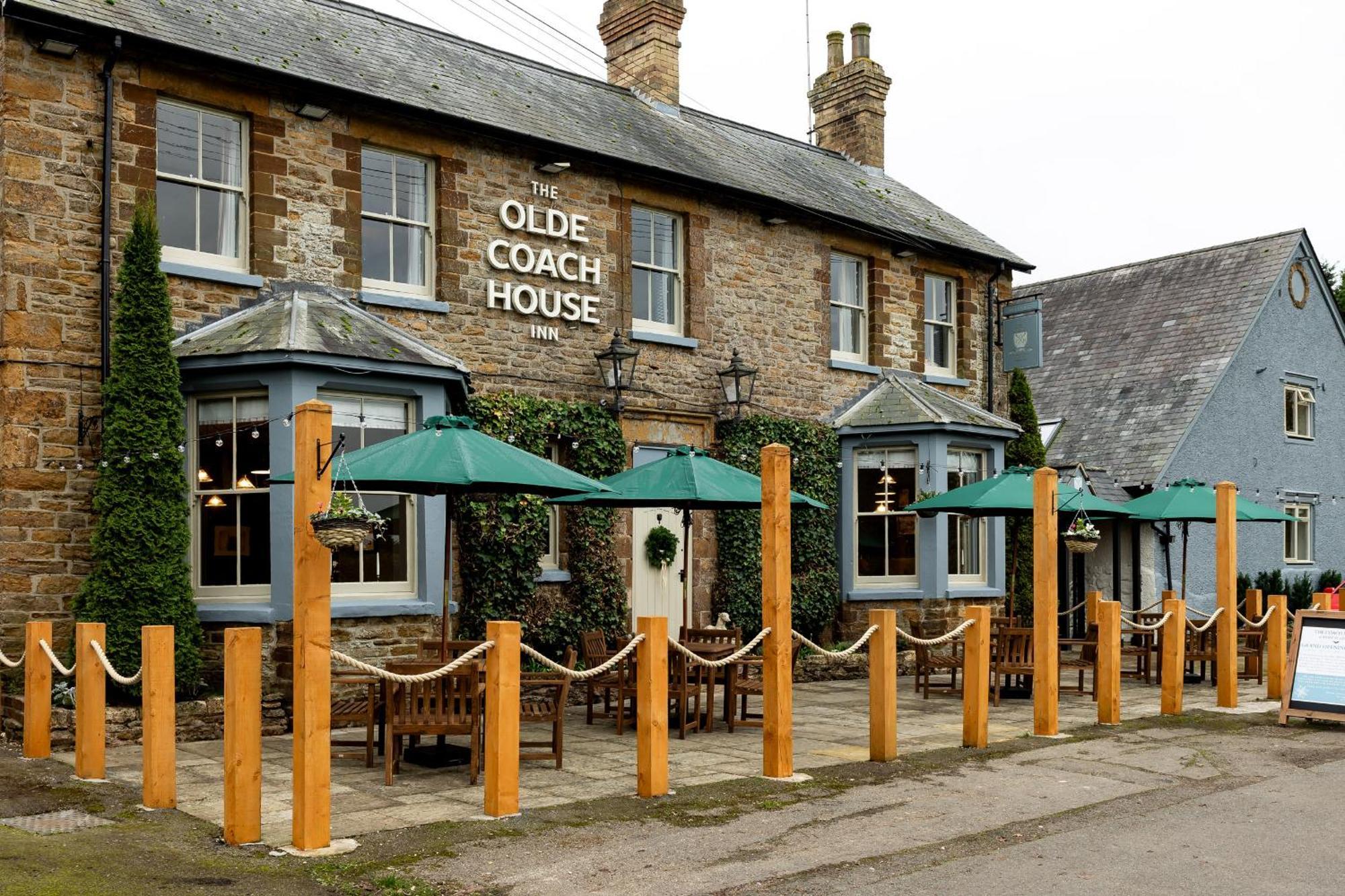 The Olde Coach House Inn Ashby Saint Ledgers Bagian luar foto