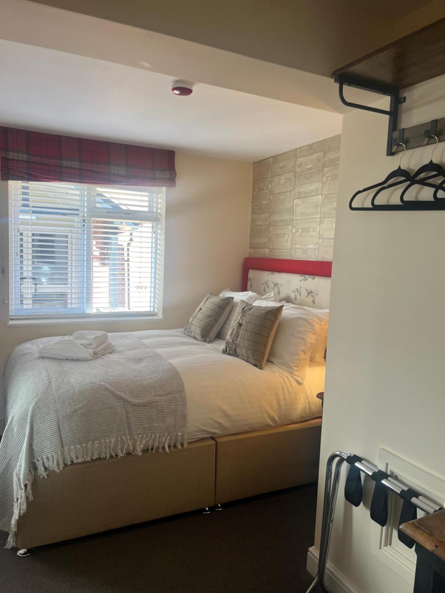 The Olde Coach House Inn Ashby Saint Ledgers Ruang foto