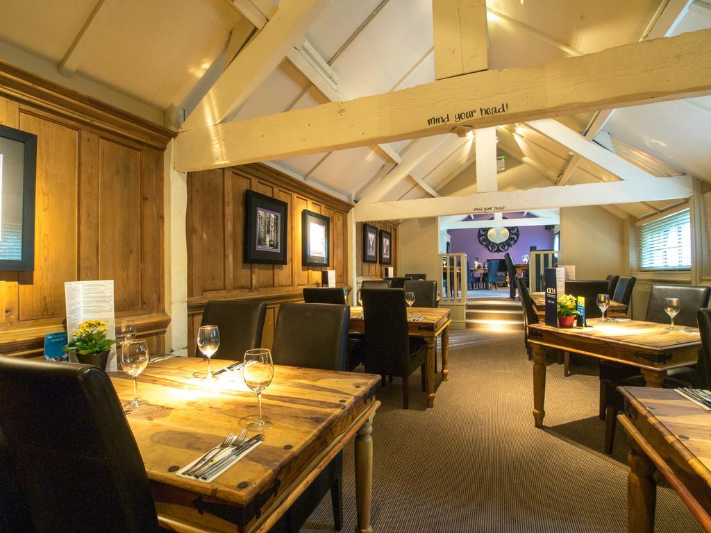 The Olde Coach House Inn Ashby Saint Ledgers Bagian luar foto